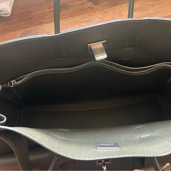 Balenciaga Medium Bel Air Carry All Dark Khaki Leather Tote - Picture 7 of 8